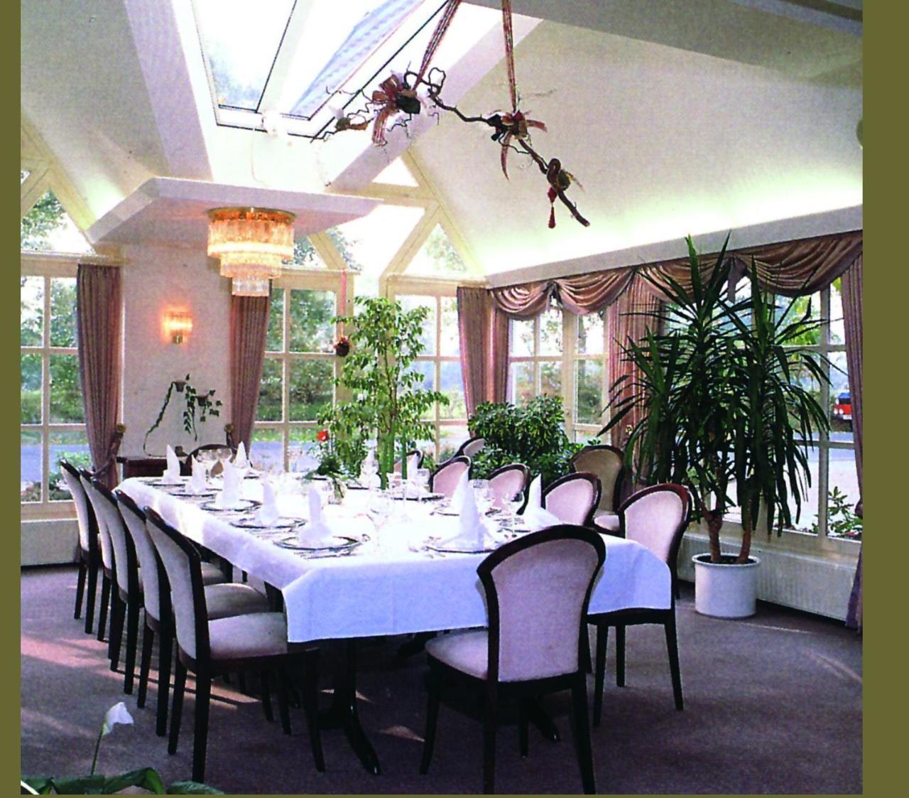 Hotel Waldquelle Аурих Экстерьер фото
